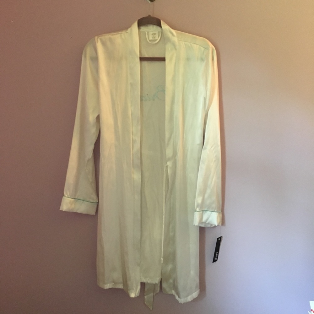 Bridal Silky Robe - Picture 2 of 4